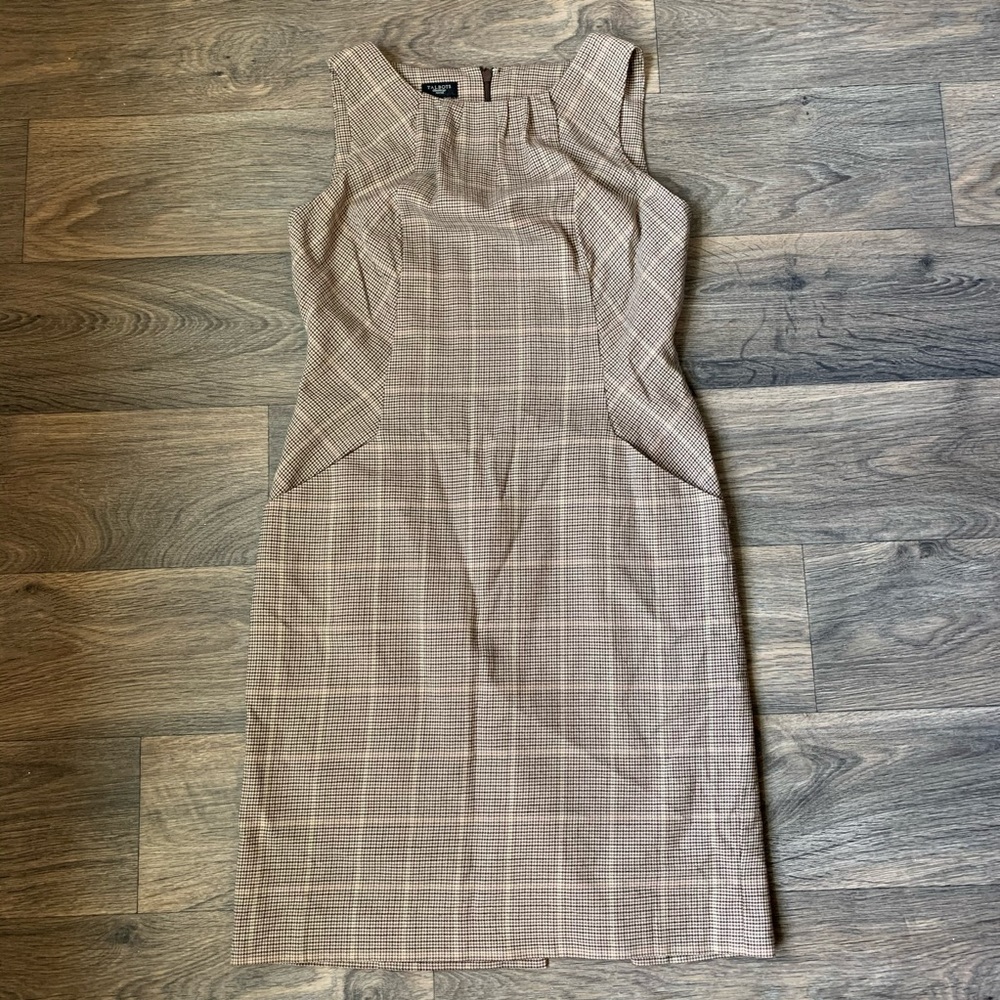 Talbots Size 8P Beige Dress